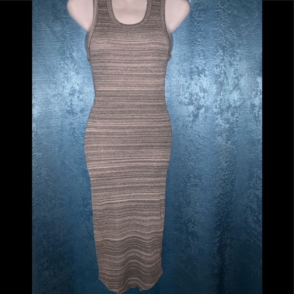🌟3 for 30🌟bodycon dress from Wilfred free